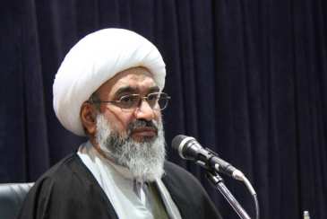 نشست صمیمی مهندس حمزه پور مدیرعامل شرکت آب و فاضلاب استان بوشهر با حضرت آیت الله صفایی بوشهری نماینده ولی فقیه در استان و امام جمعه بوشهر 