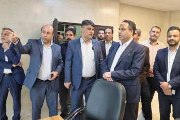 بازدید مدیرعامل شرکت مهندسی آب و فاضلاب کشور از مخازن ذخیره آب بوشهر