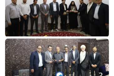 تجلیل معاون شرکت آبفا بوشهر از 2 خانواده شهید و ایثارگر 