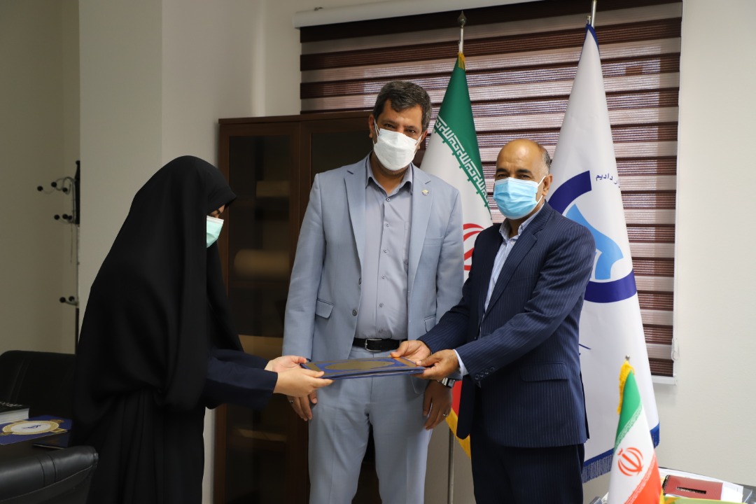 تقدیر نماینده تنگستان و دشتی در مجلس، دهیار و شورای اسلامی بندر رستمی از مدیر عامل شرکت آب و فاضلاب استان بوشهر 