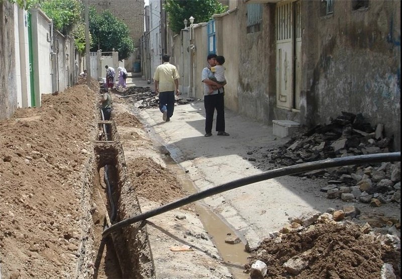 روند اجرایی شبکه فاضلاب بافت قدیم بوشهر بررسی شد.