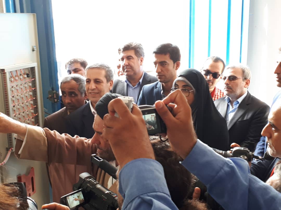 طرح آبرسانی شهرستان دیر افتتاح شد