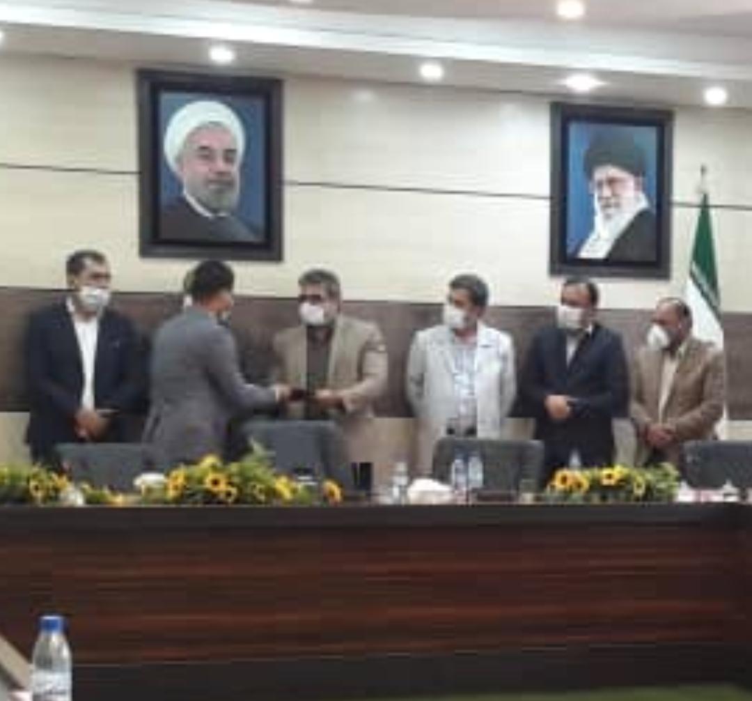 آئین تکریم و معارفه سرپرست امور آب و فاضلاب شهرستان عسلویه انجام شد