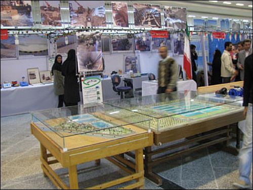 بر پائی نمایشگاه دستاوردهای سی ساله انقلاب و حضور شرکت آبفا استان بوشهر